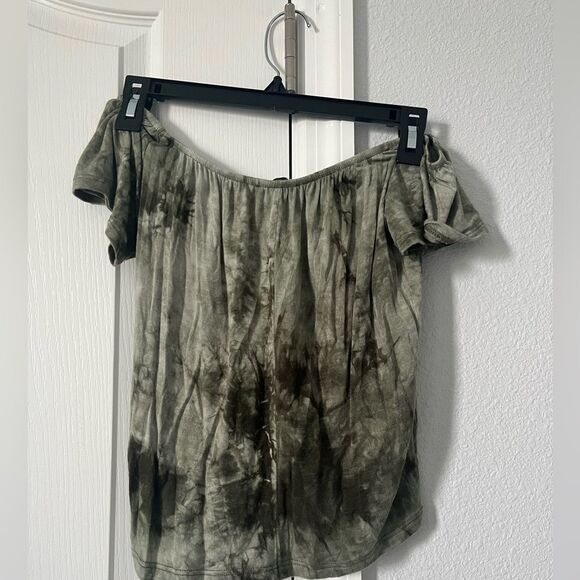 Charlotte Russe Green Tye Dye Shirt Size XS - Picture 4 of 4